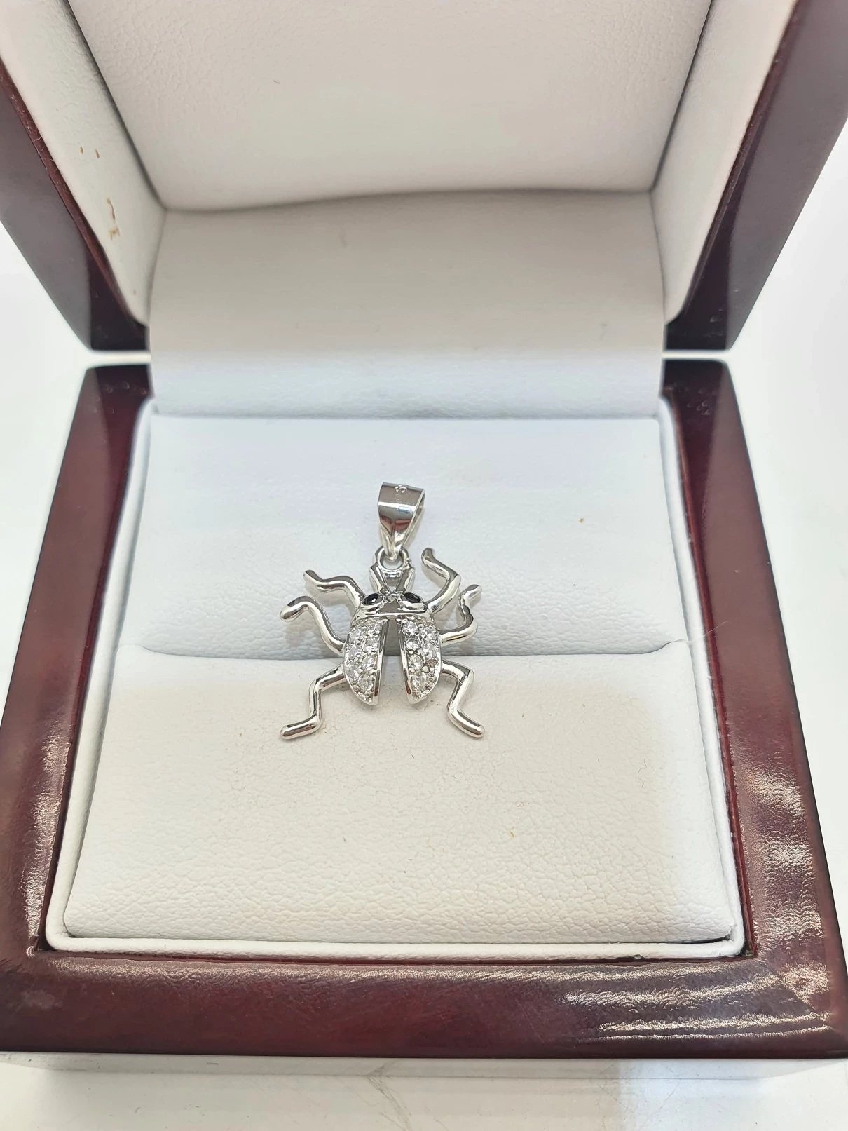 srebrna-chrabaszczowa-zawieszka-12g-925-jednosci-narodowej-1091b-sj-wroclaw