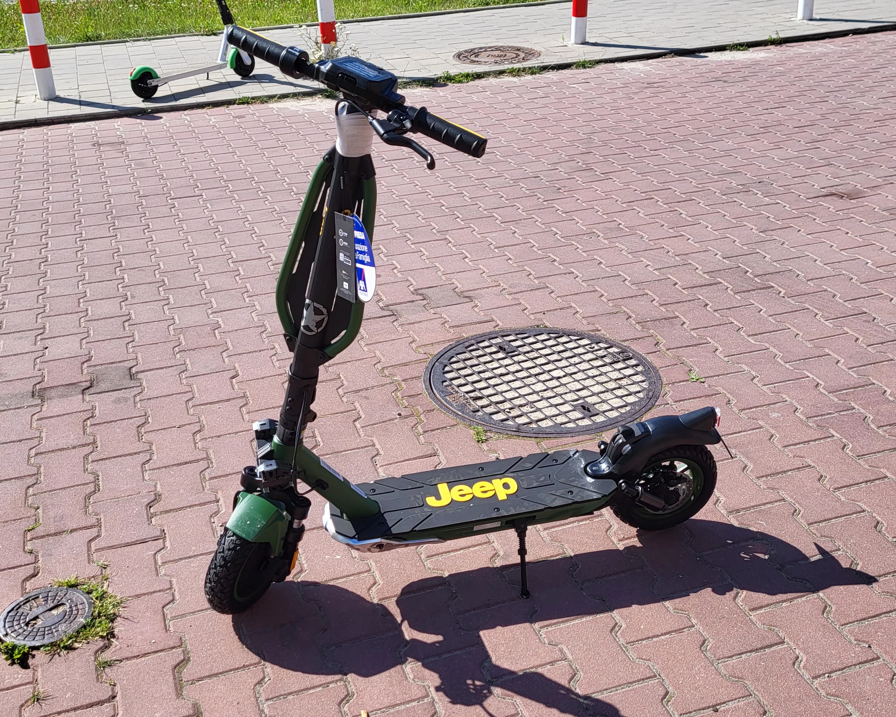 hulajnoga-elektryczna-jeep-2xe-adventure-ds-jagiellonska-63-kielce
