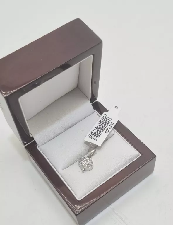 srebrna-niespotykana-zawieszka-14g-925-marka-bez-marki