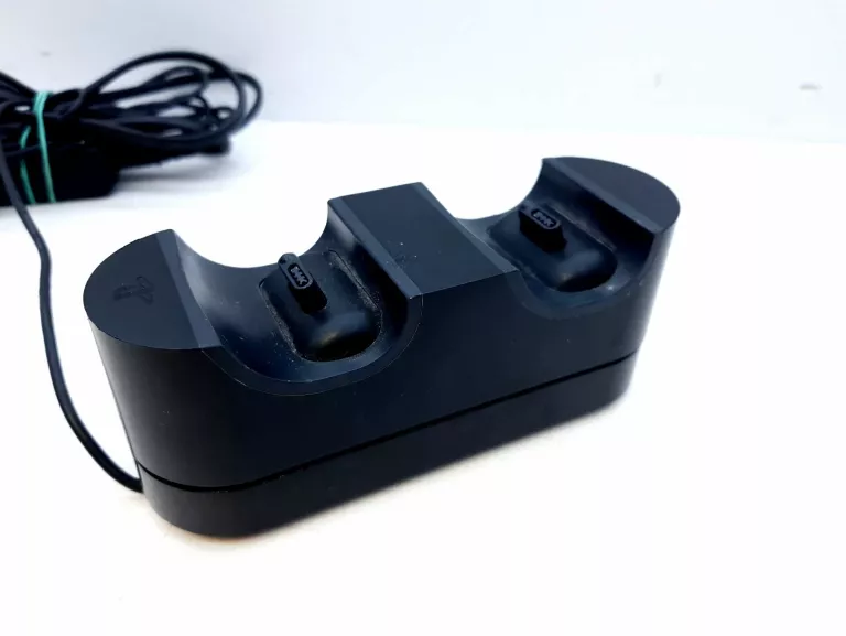 STACJA DOKUJĄCA DO PADÓW PS4 SONY CUH-ZDC1