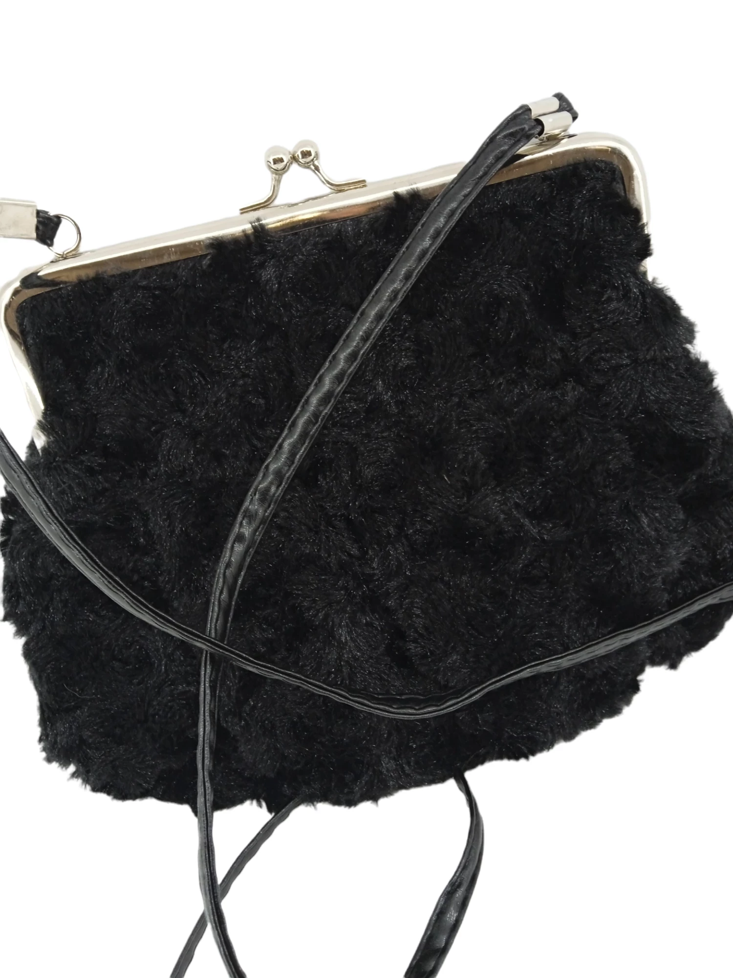 torebka-czarna-futerkowa-ean-gtin-5903051090257