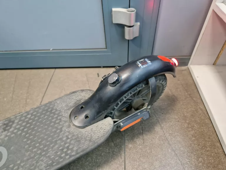 HULAJNOGA ELEKTRYCZNA E-SCOOTER ENVIVO 1652
