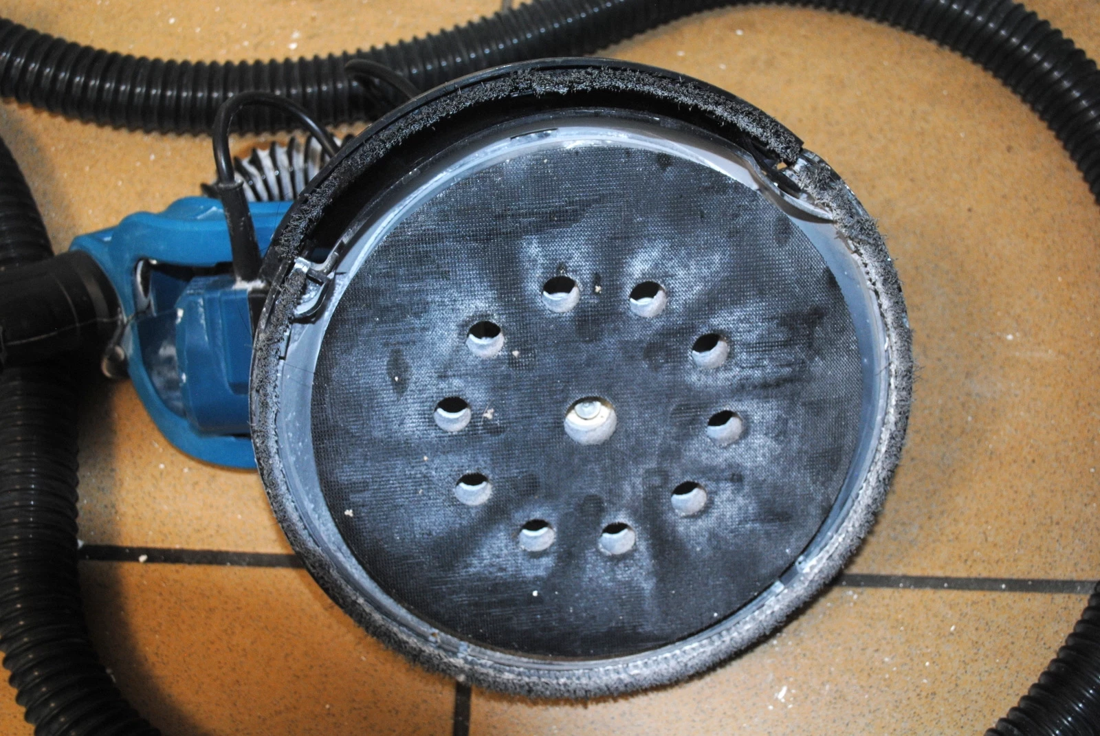 zyrafa-szlifierka-black-42602-futeral-stan-uzywany