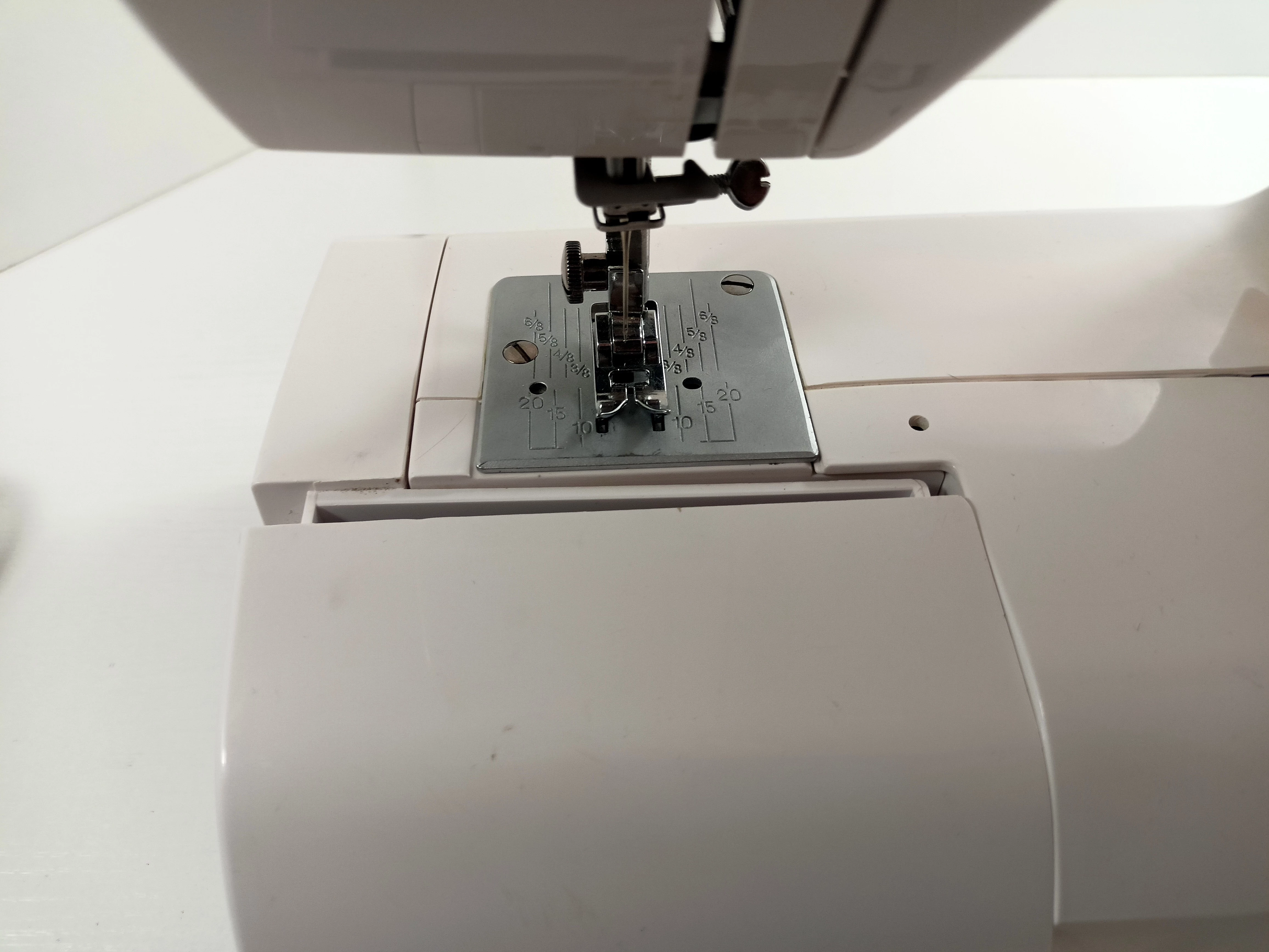 maszyna-do-szycia-lucznik-444-katarzyna-stan-uzywany