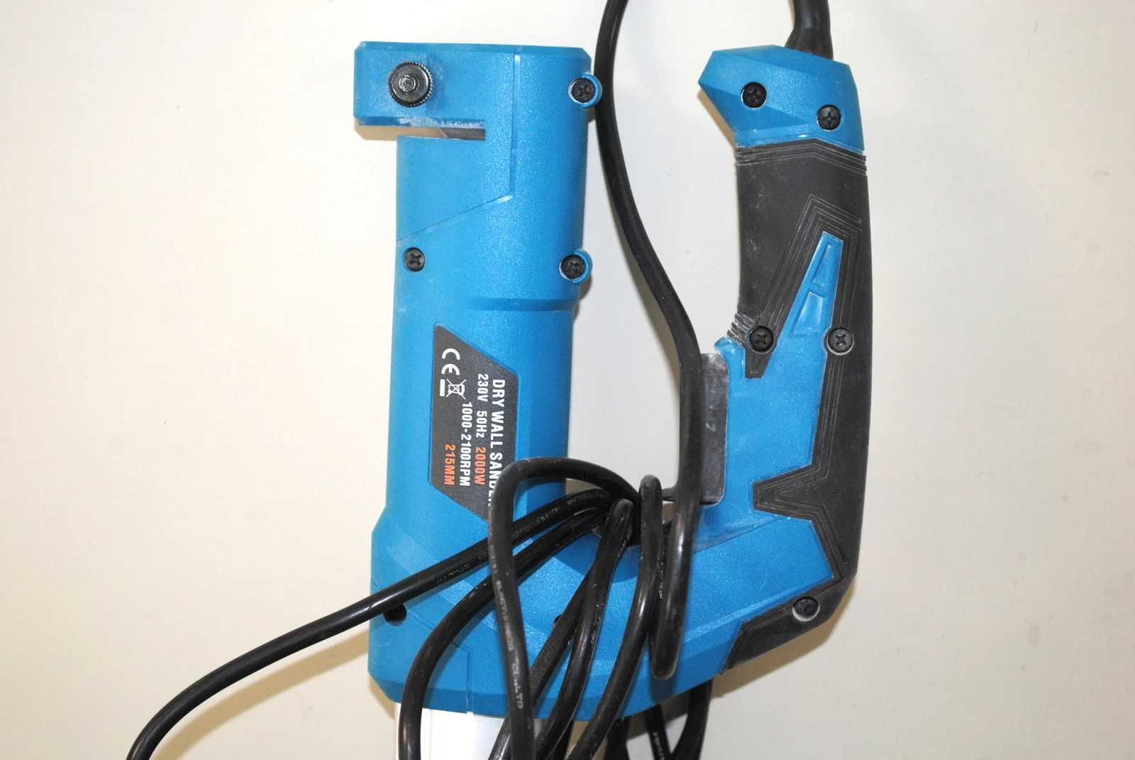 zyrafa-szlifierka-black-42602-futeral-dworcowa-28-zielona-gora