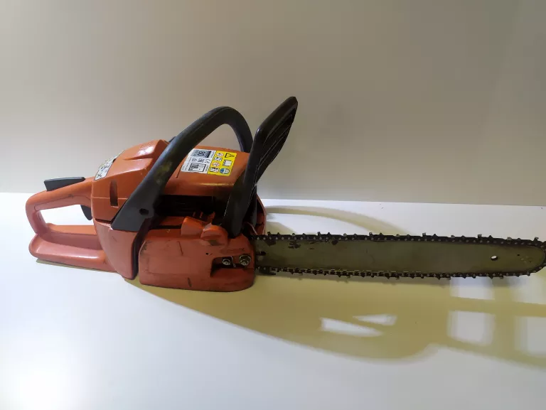 PILA SPALINOWA HUSQVARNA 236