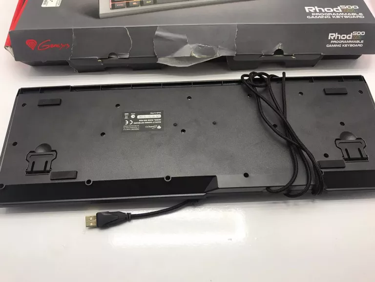 klawiatura-genesis-thor-500-rgb-pudelko-typ-klawiatury-mechaniczna