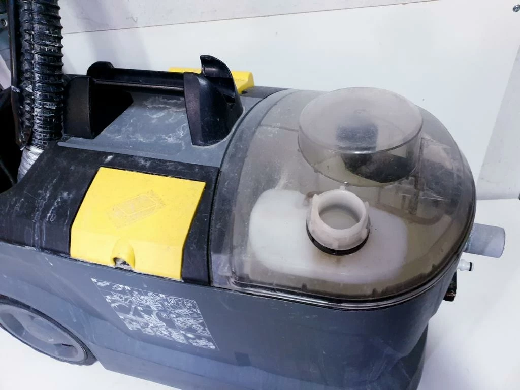 odkurzacz-pioracy-karcher-puzzi-102-okazja-marka-karcher