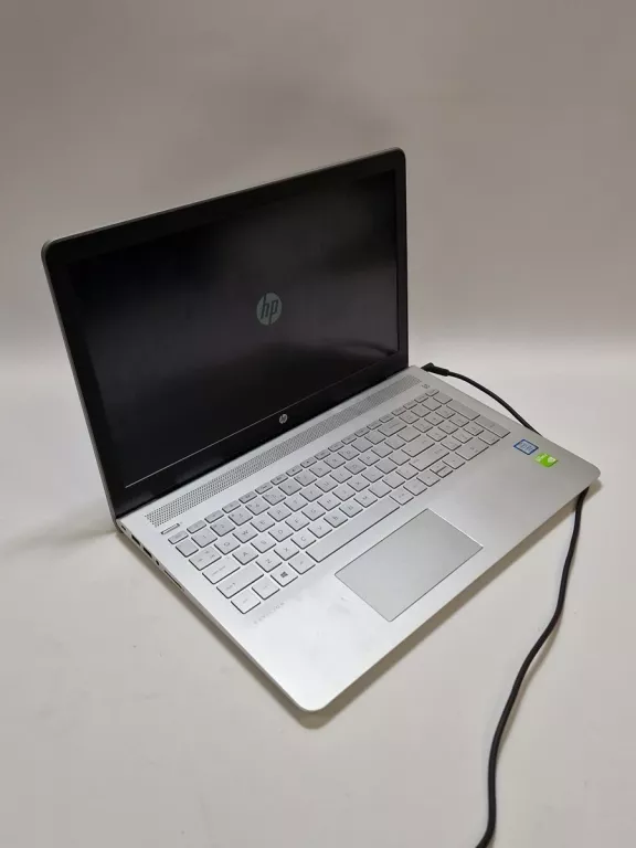 laptop-hp-pavilion-hq-tre-71025-model-15-cc502nw-przekatna-ekranu-156