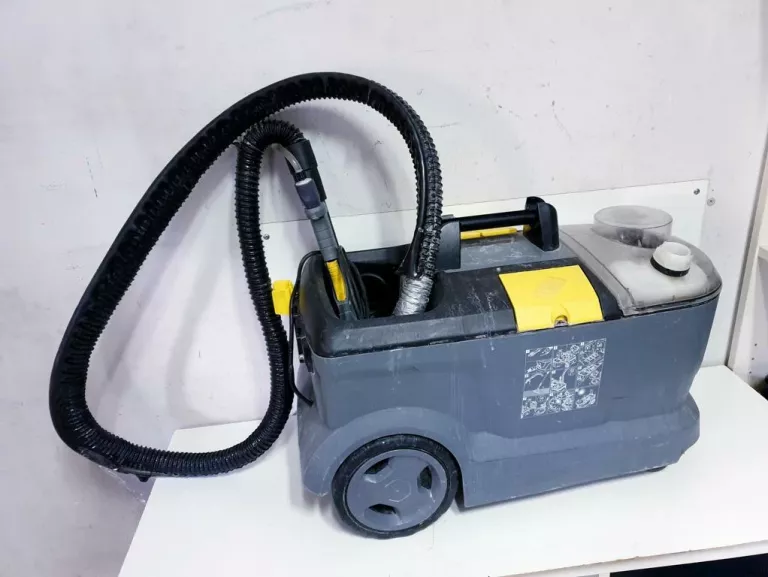 ODKURZACZ PIORĄCY KARCHER PUZZI 10/2 | OKAZJA