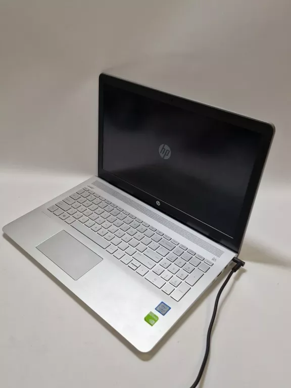 laptop-hp-pavilion-hq-tre-71025-model-15-cc502nw-kod-producenta-2cu27ea