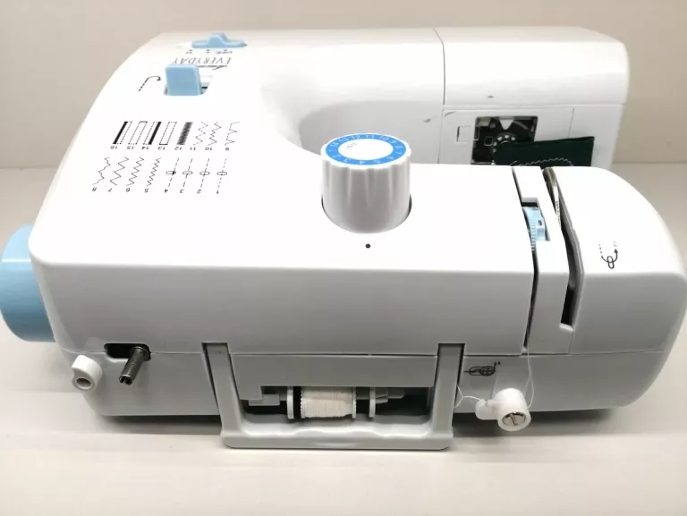 maszyna-do-szycia-lucznik-everyday-rodzaje-sciegow-elastyczny