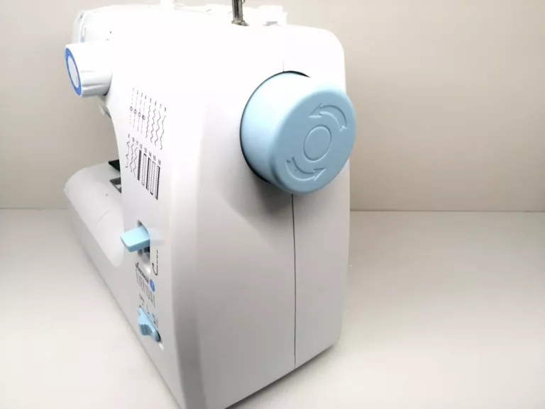 maszyna-do-szycia-lucznik-everyday-model-everyday