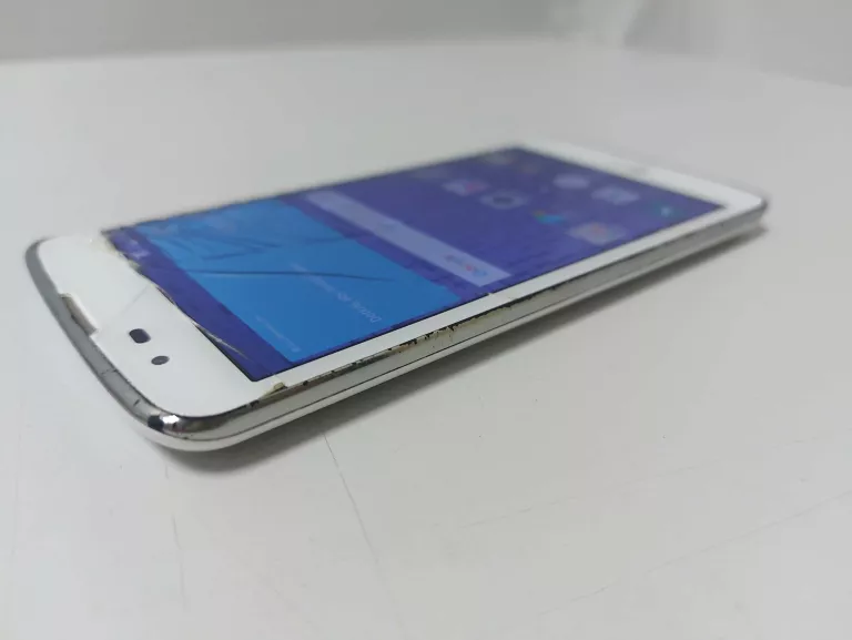 TELEFON LG K8 ZBITY
