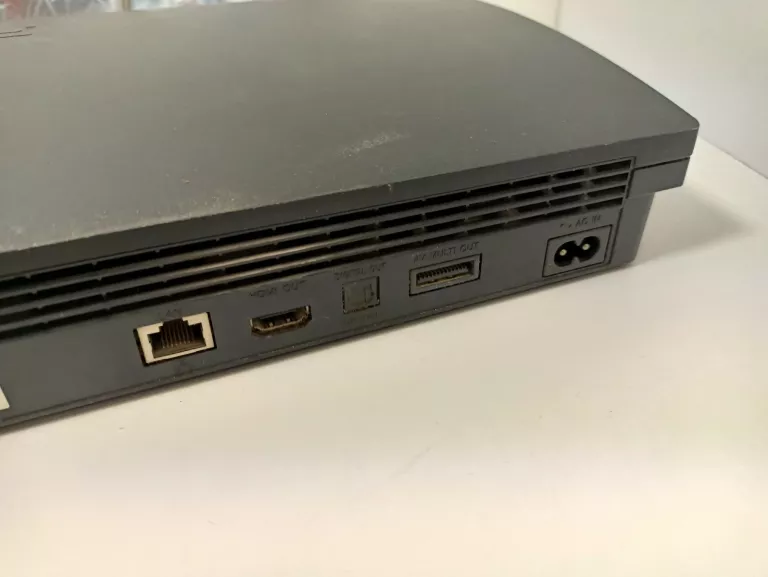 KONSOLA PS3 CECH-3003A NIE CZYTA PŁYT