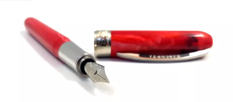 PIÓRO WIECZNE VISCONTI REMBRANDT RED