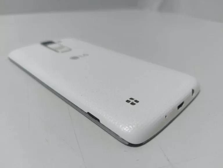 TELEFON LG K8 ZBITY