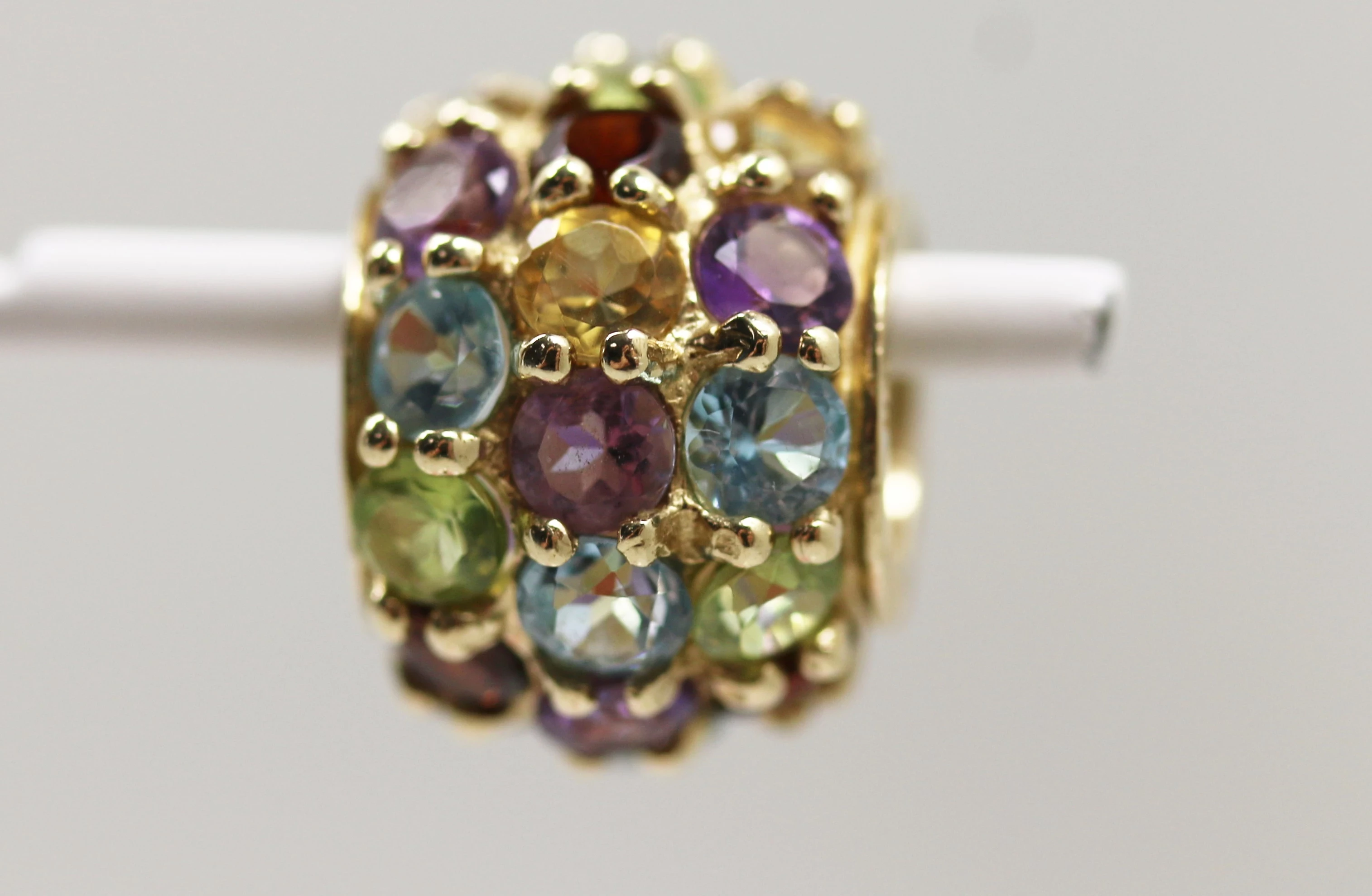 zloty-wisiorek-charms-p417-255gr-okopowa-7a-warszawa