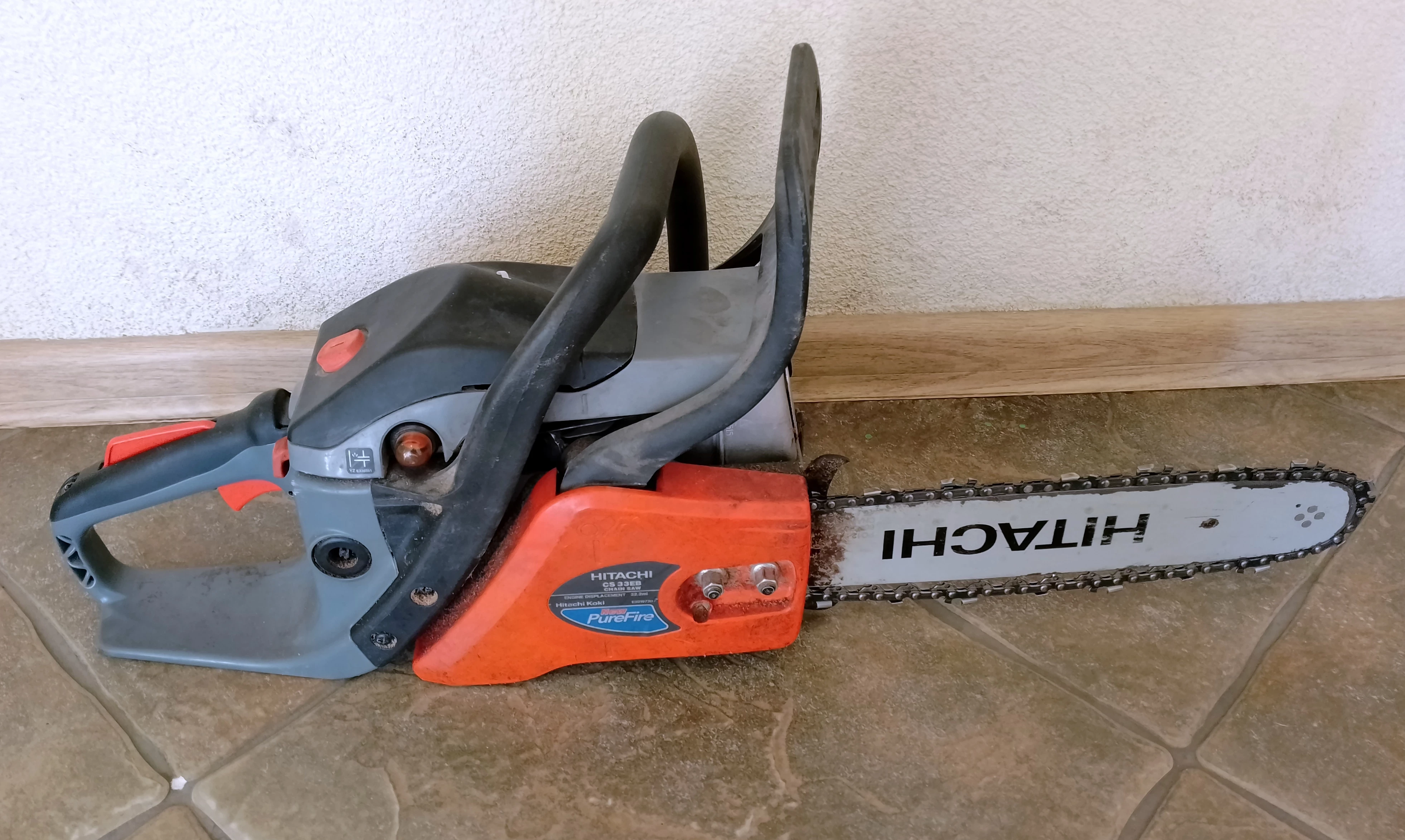 pila-lancuchowa-spalinowa-hitachi-cs33eb-kod-producenta-cs33ebwez