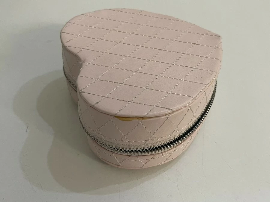 szkatulka-pandora-cechy-207578-512