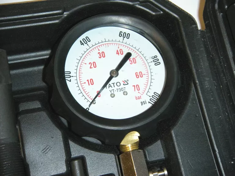 MIERNIK CIŚNIENIA SPRĘŻANIA DIESEL YATO YT-7307