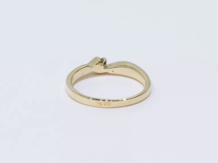 zloty-pierscionek-z-brylantem-224g-585-r12-ean-gtin-5905868206135