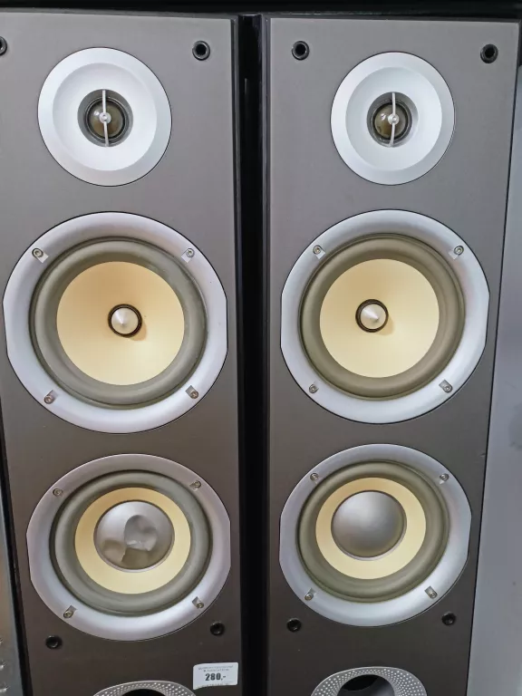 GŁOŚNIKI PODŁOGOWE M-AUDIO HTS700