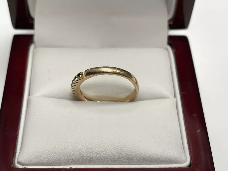 zloty-pierscionek-stan-uzywany