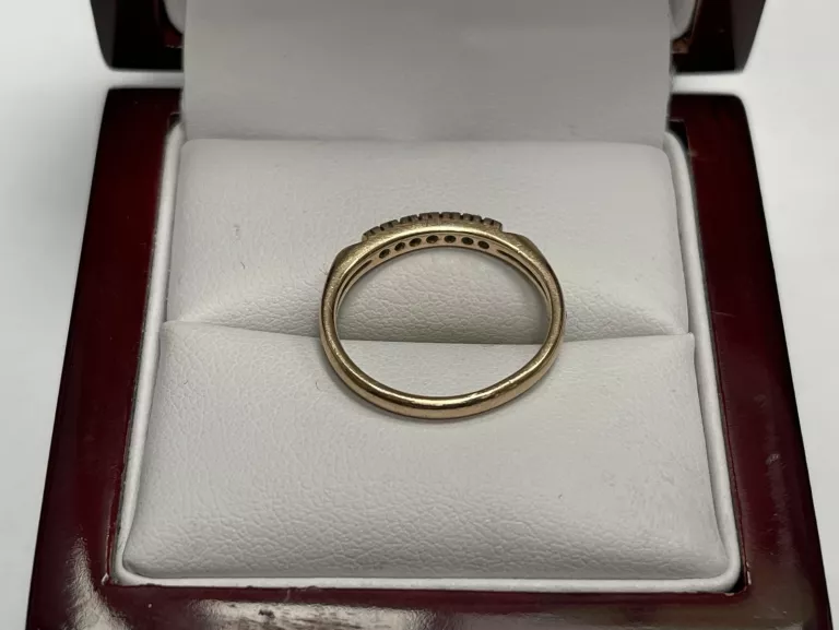 zloty-pierscionek-rodzaj-wyrob-jubilerski