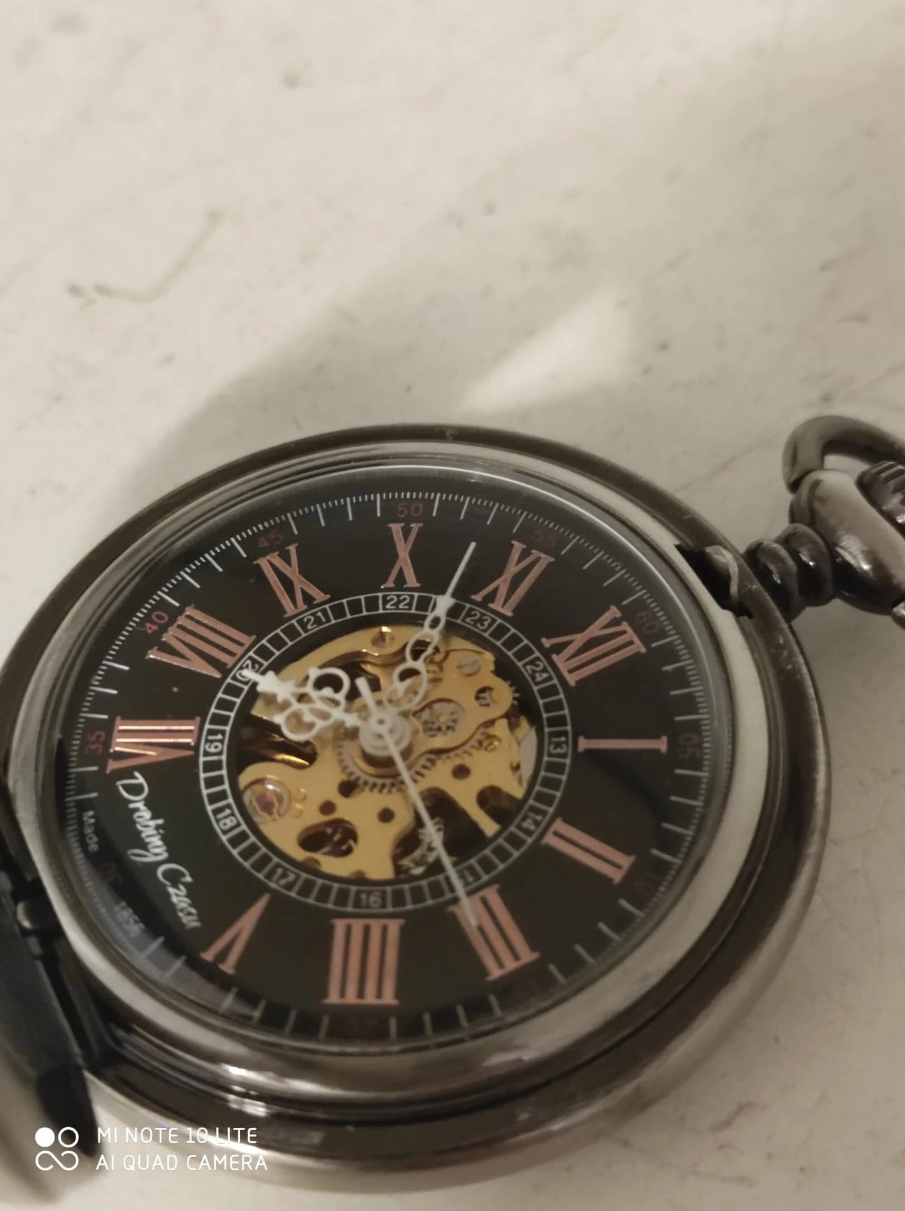 zegarek-nakrecany-drobiny-czasu-vintage-brown-typ-kieszonkowy