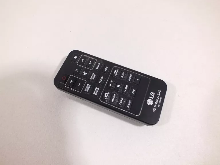 wieza-lg-cm2760-stan-uzywany