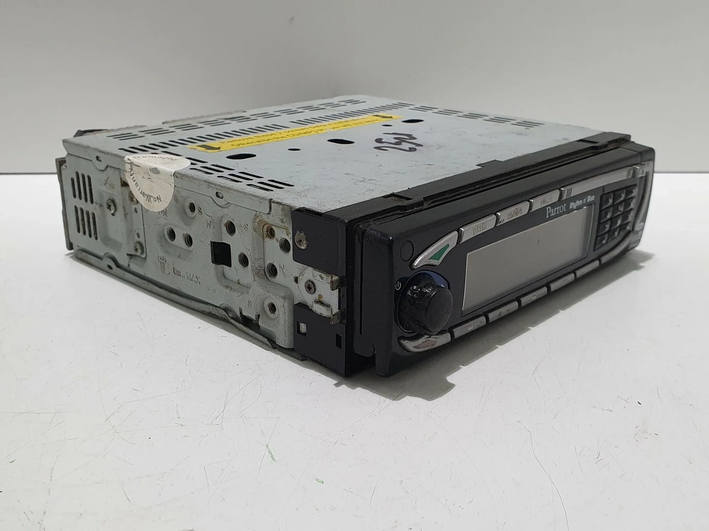 radio-samparrot-rhythm-n-blue-bt-stan-uzywany