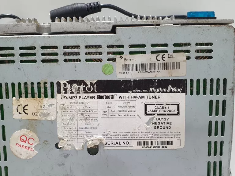 radio-samparrot-rhythm-n-blue-bt-rodzaje-odtwarzanych-nosnikow-plyta-cd