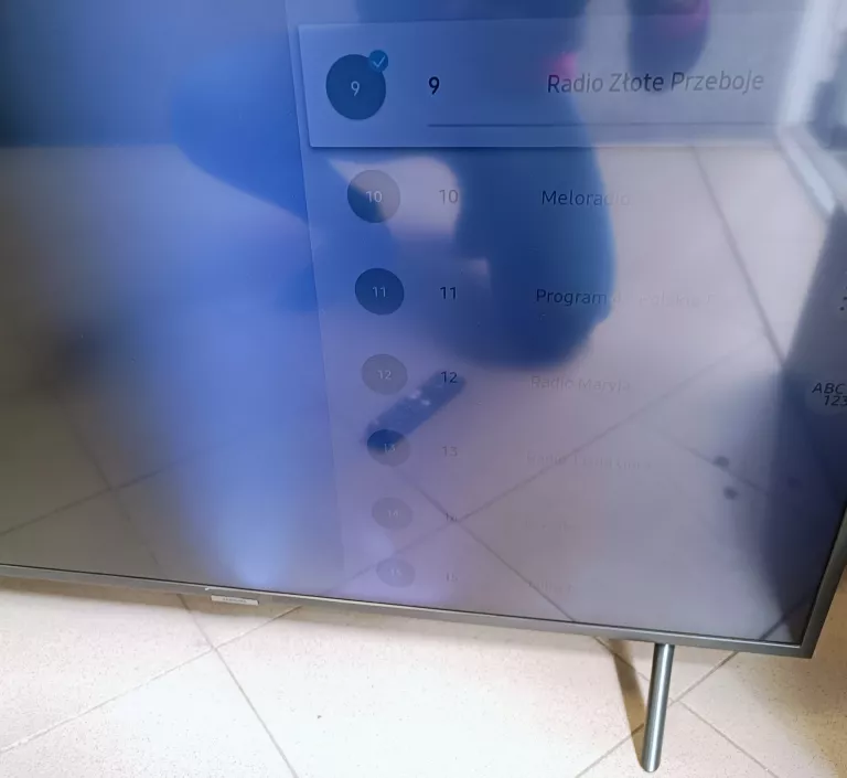 TELEWIZOR SAMSUNG UE43RU7102K USZKODZONY