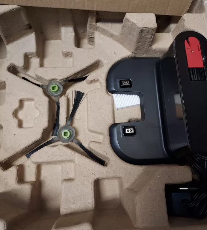 ROBOT SPRZĄTAJĄCY LEFANT M201