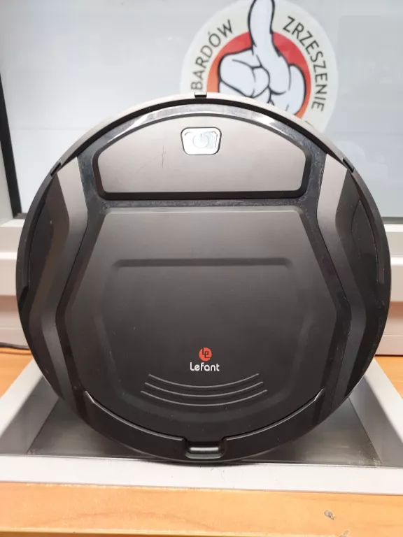 ROBOT SPRZĄTAJĄCY LEFANT M201