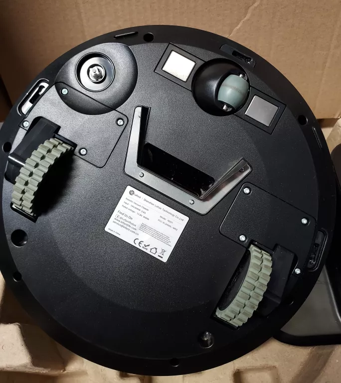ROBOT SPRZĄTAJĄCY LEFANT M201