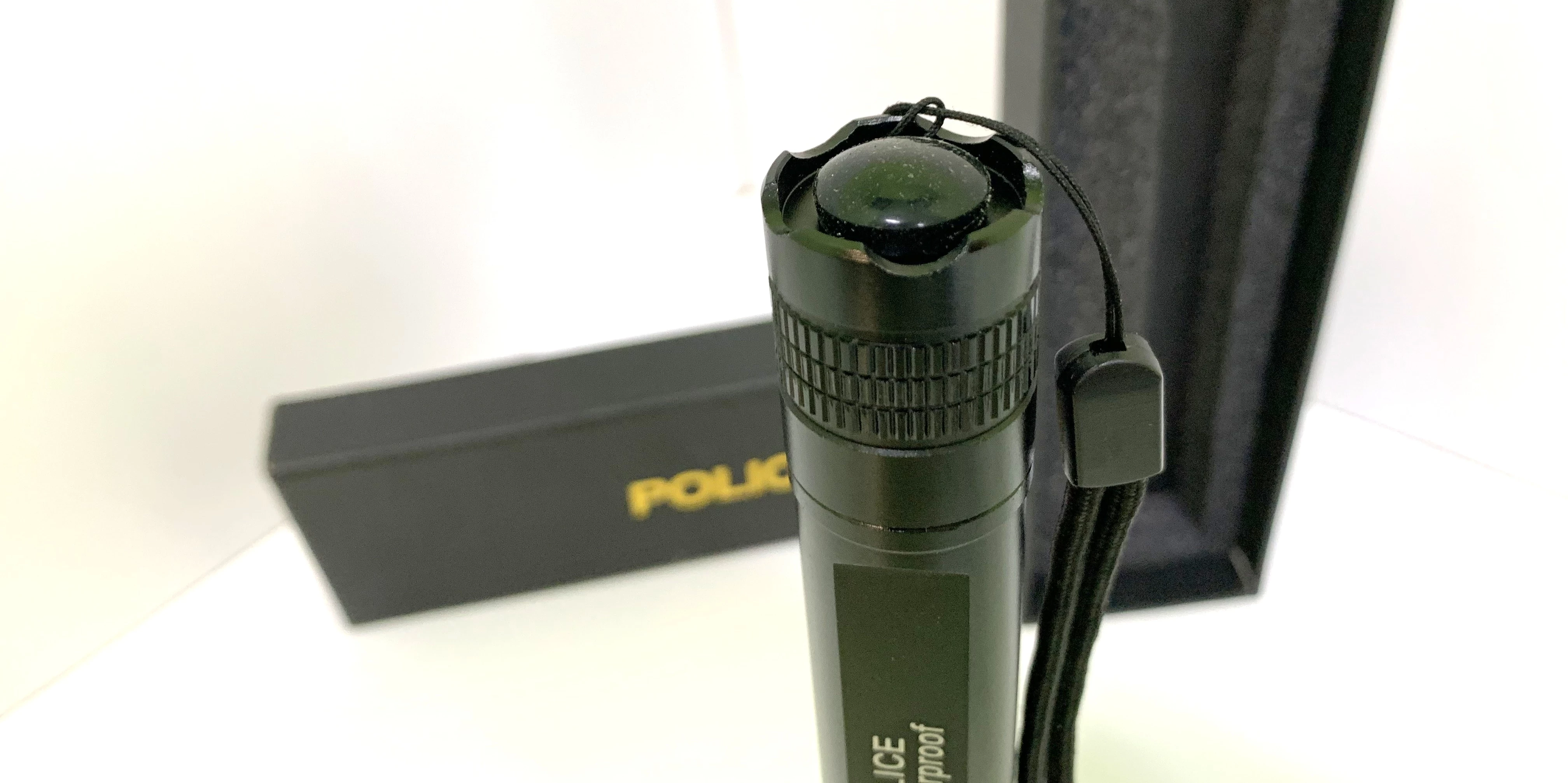 police-latarka-15w-kod-producenta-0593