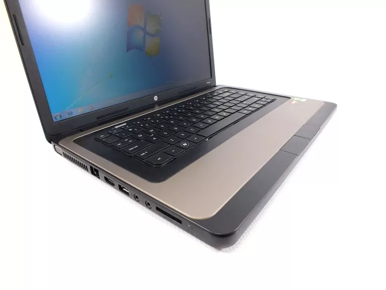LAPTOP HP 635 AMD E-450/4GB/250GB/WIN7+TORBA