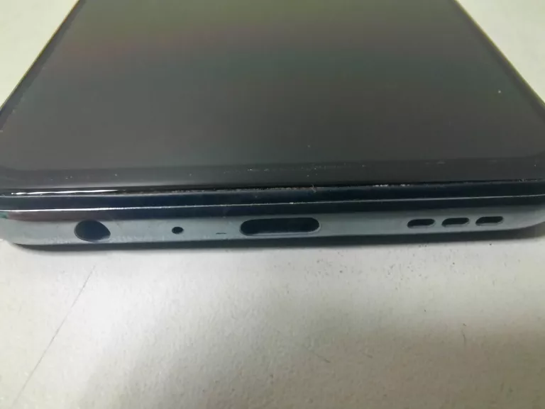 telefon-realme-gt-master-edition-6128-gb-pamiec-ram-6-gb