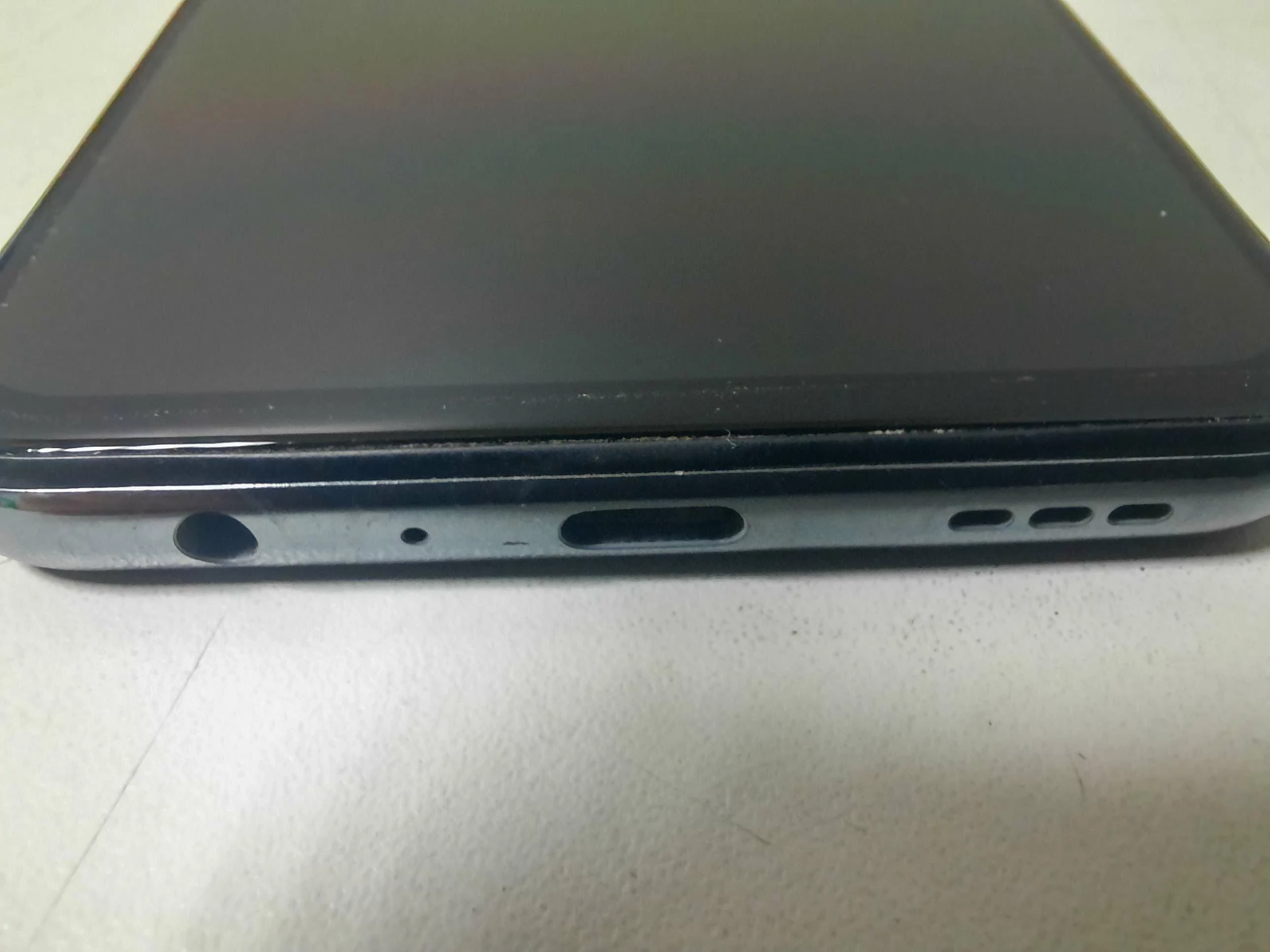 telefon-realme-gt-master-edition-6128-gb-pamiec-ram-6-gb