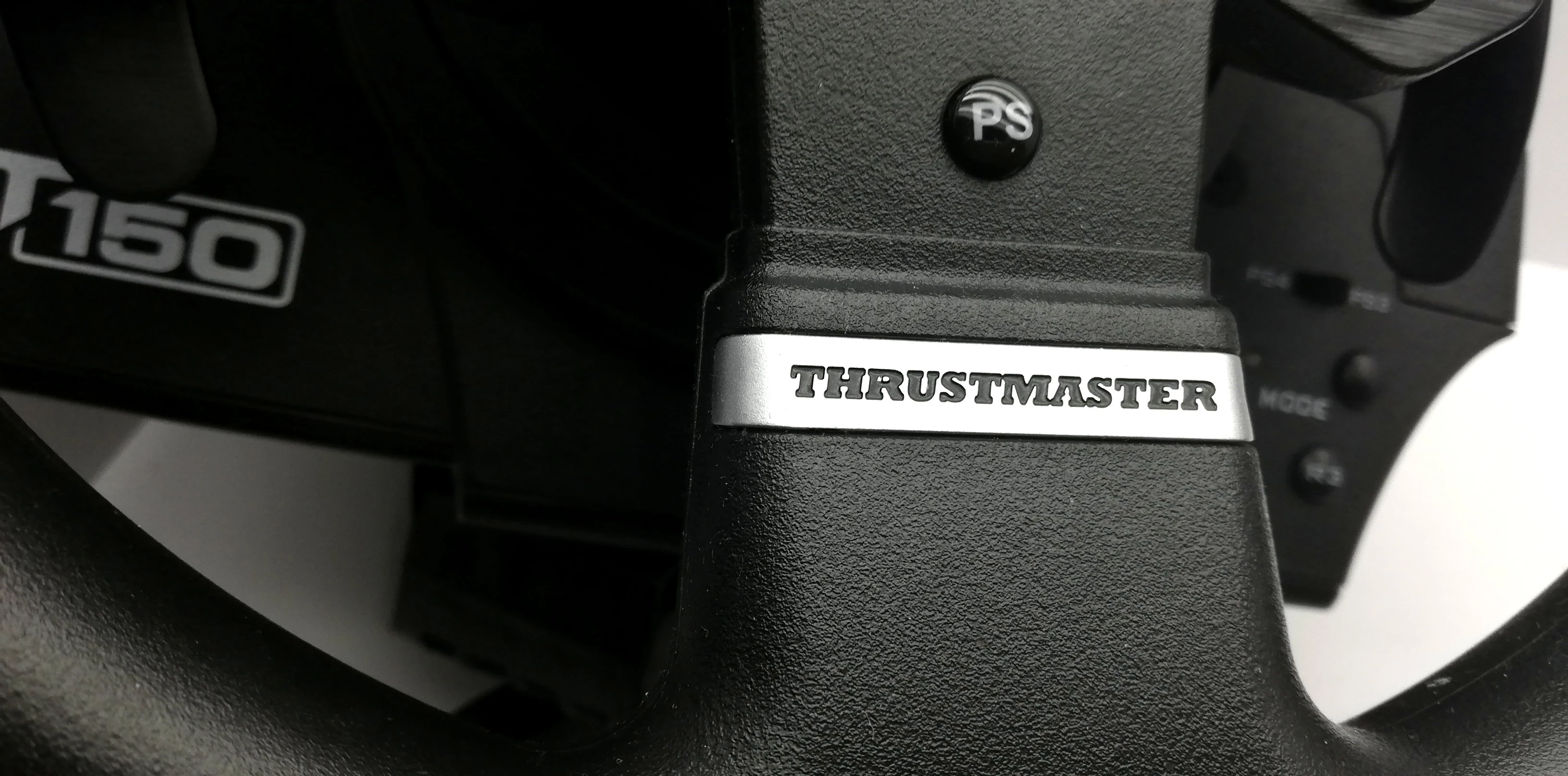 kierownica-thrustmaster-t150-kod-producenta-t150