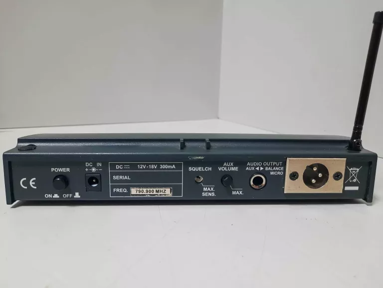 MIKROFON UHF -SEKAKU WR-801R/SUT-801
