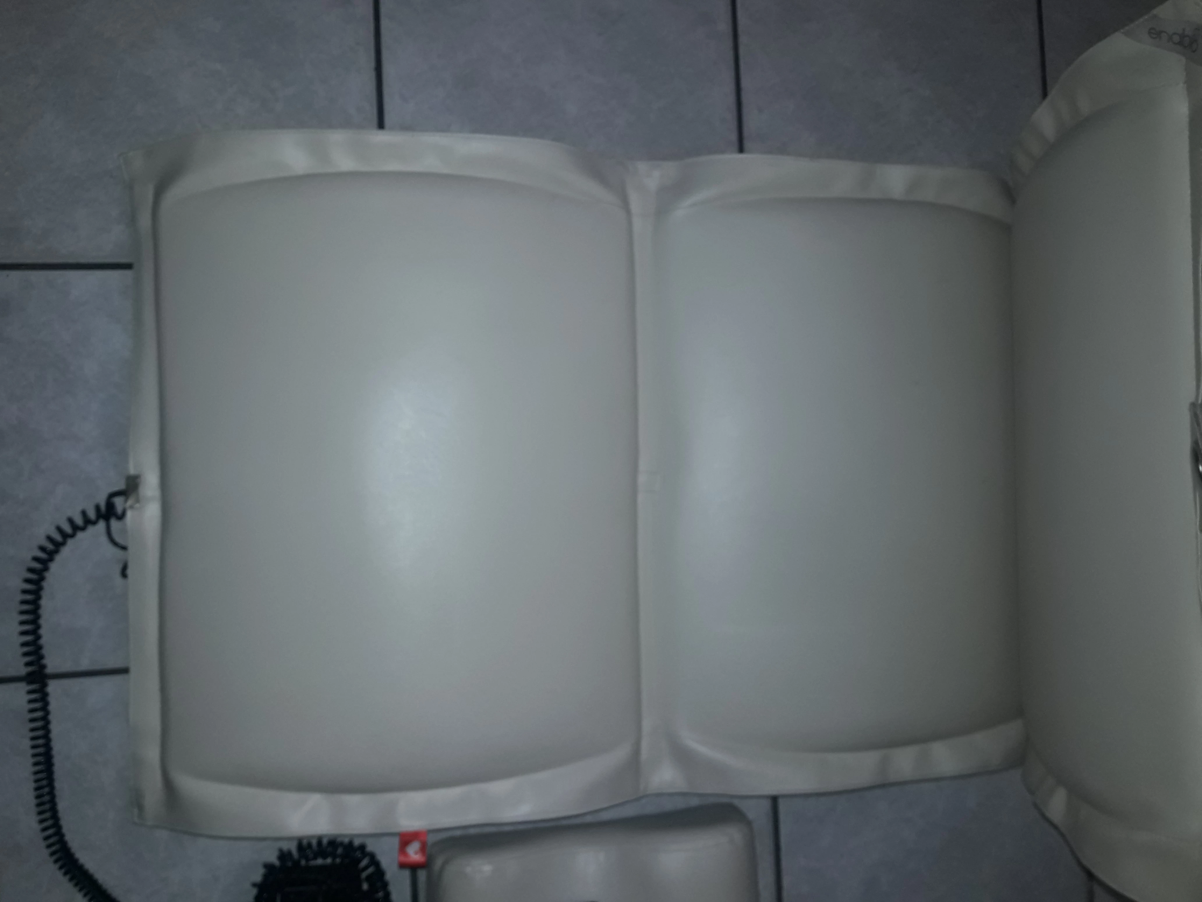 materac-rehabilitacyjny-masujacy-vitberg-enabio-kod-producenta-enabio-2