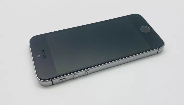 TELEFON APPLE IPHONE SE 16 GB M:A1723 BAT. 85%