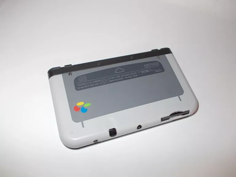 konsola-nintendo-3ds-new-snes-duzo-gier-okazja-producent-nintendo