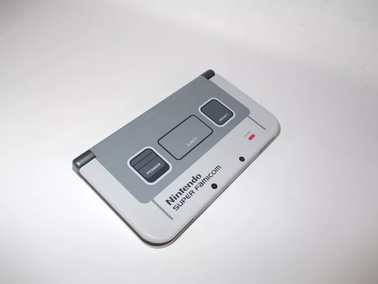konsola-nintendo-3ds-new-snes-duzo-gier-okazja-kod-producenta-3ds
