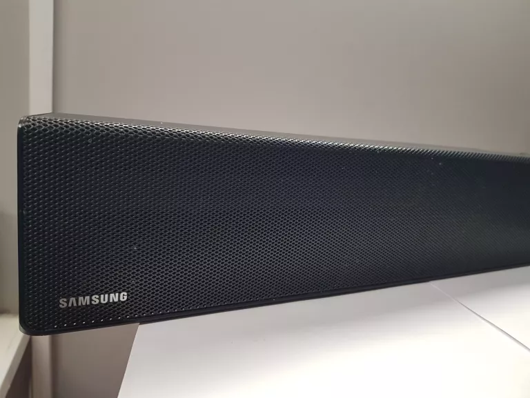 saundbar-samsung-ps-wn30-pilot-stan-uzywany