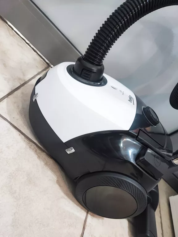 odkurzacz-workowy-beko-vcc34801aw-marka-beko