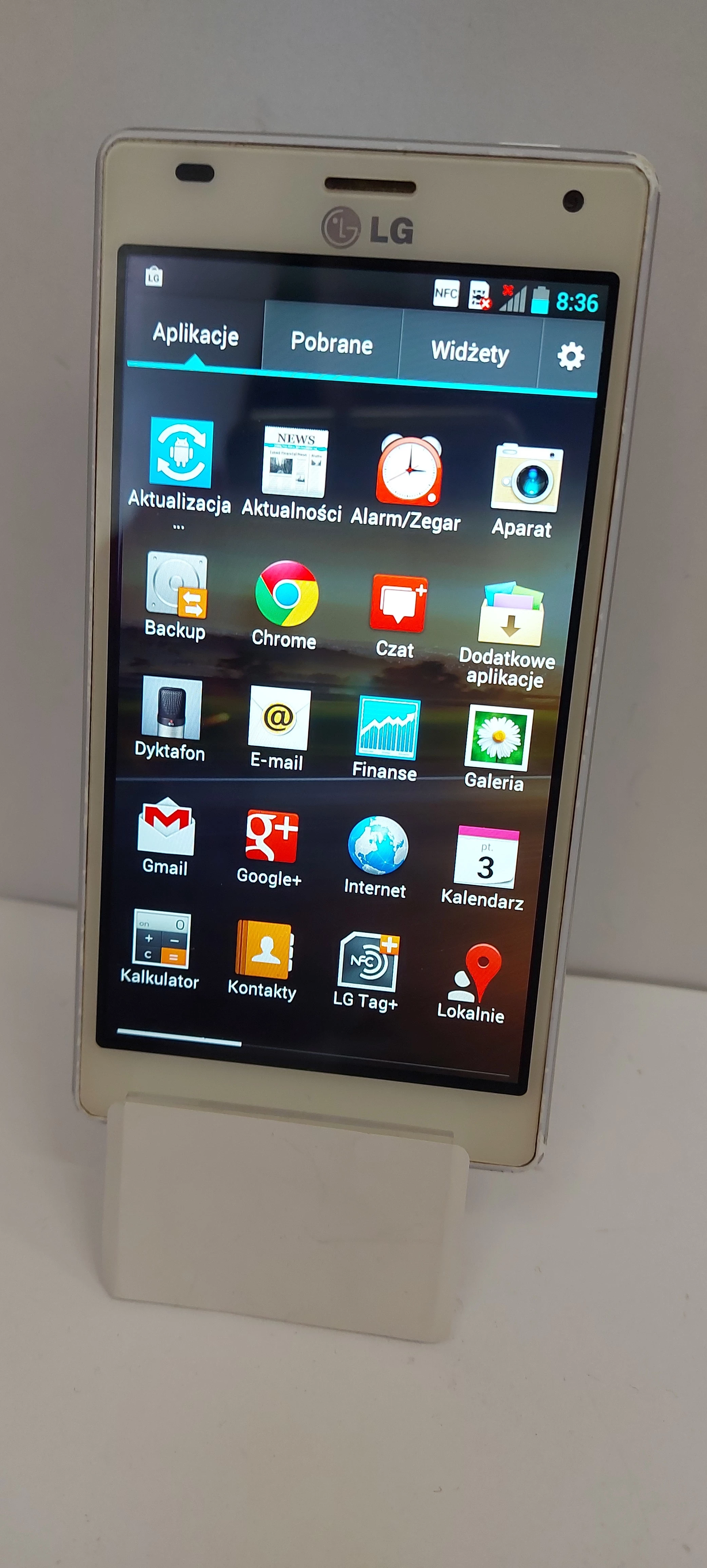 telefon-lg-p880-kolor-bialy